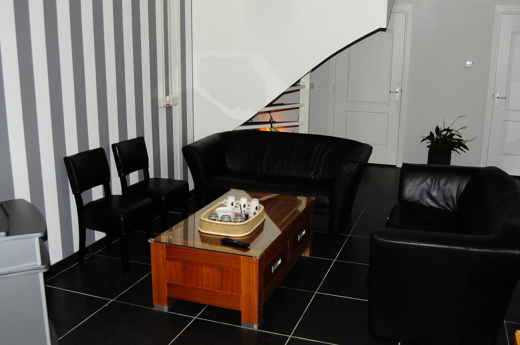 Herkenhoek 3 Bedroom Apartement Heeswijk-Dinther Dış mekan fotoğraf